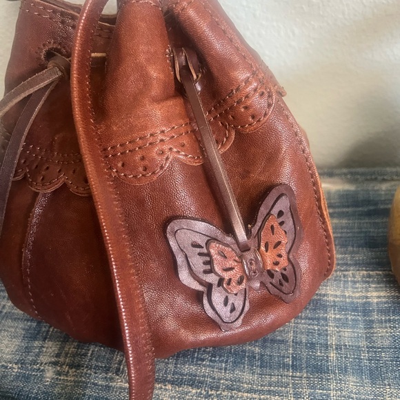 🐝 Fossil Vintage Leather Butterfly Bucket Bag – Brown Boho Cutout 🌼 - Picture 3 of 4
